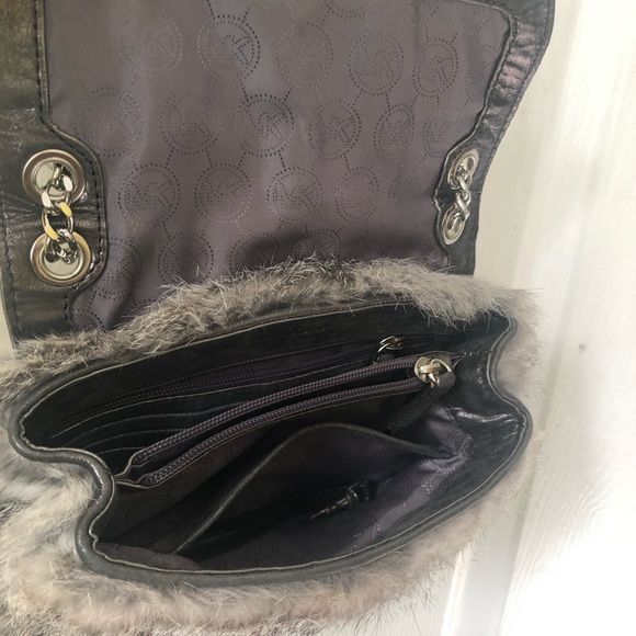 Michael Kors Grey Rabbit Fur Cross bag - Picture 3 of 5